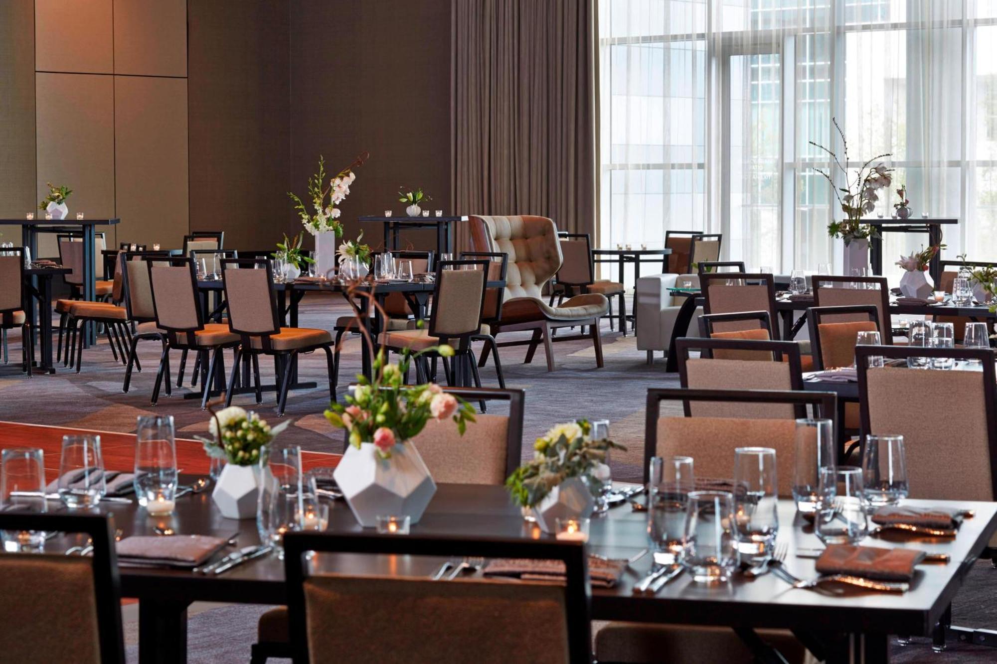 Renaissance Dallas At Plano Legacy West Hotel Buitenkant foto
