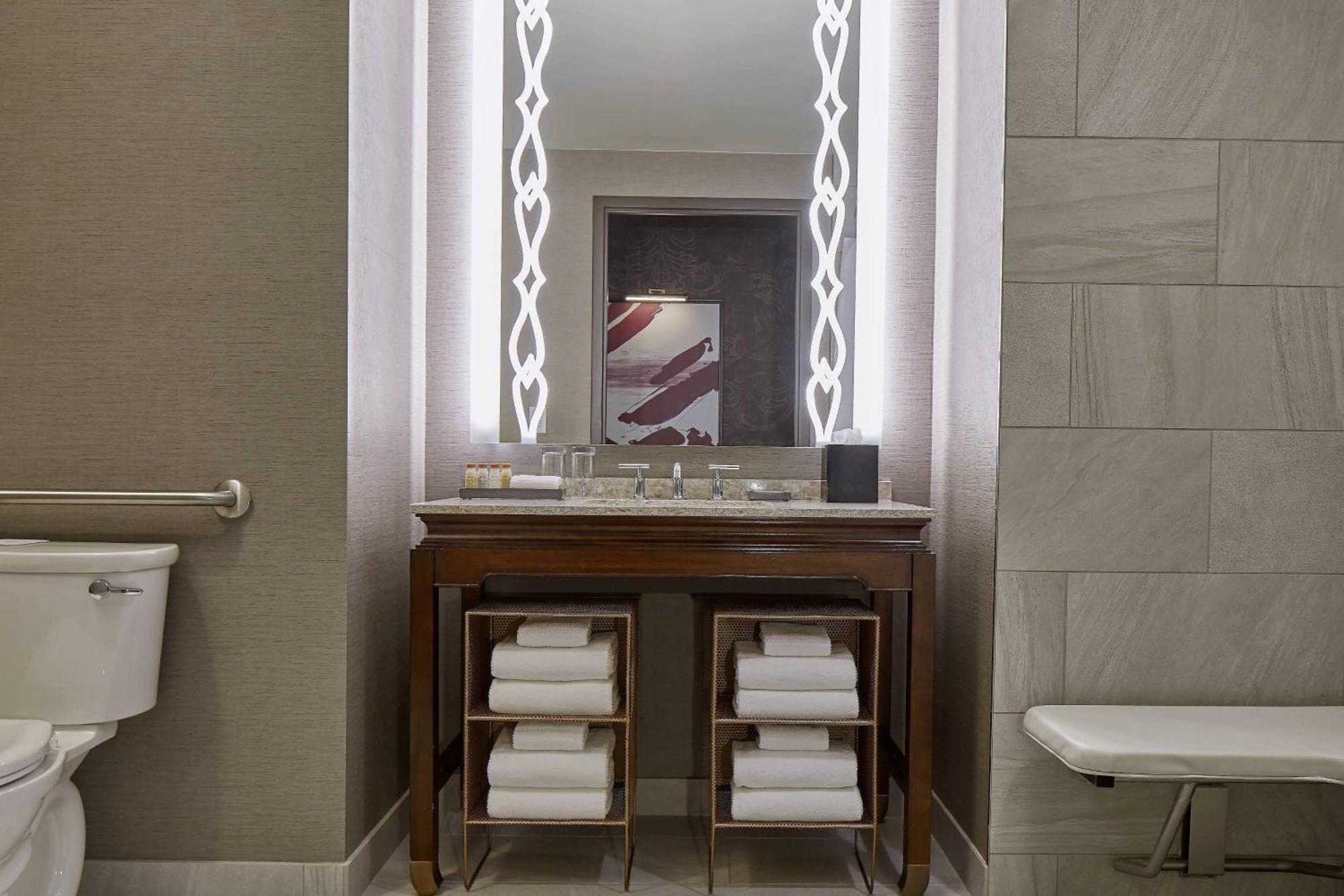 Renaissance Dallas At Plano Legacy West Hotel Buitenkant foto