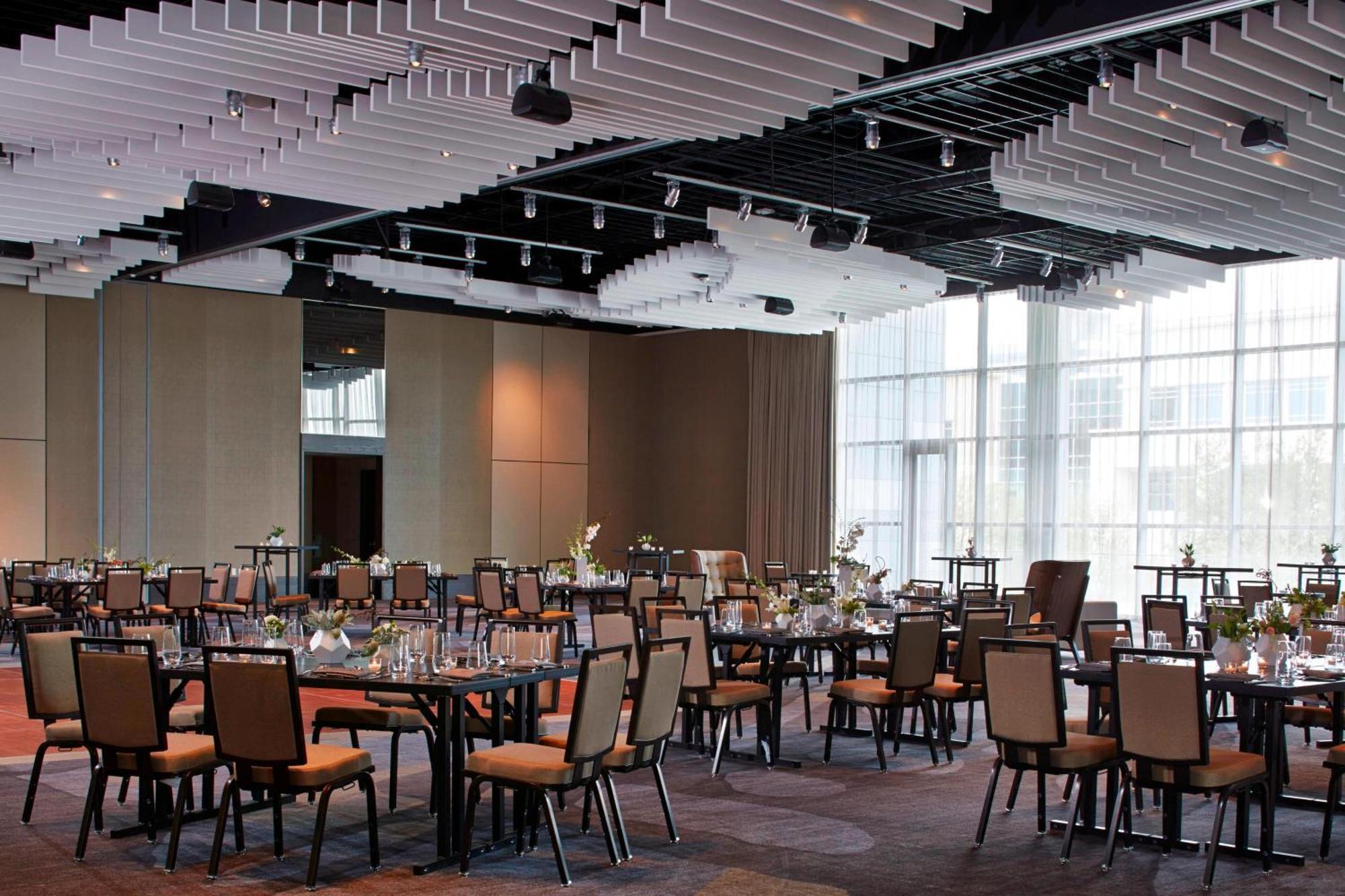 Renaissance Dallas At Plano Legacy West Hotel Buitenkant foto