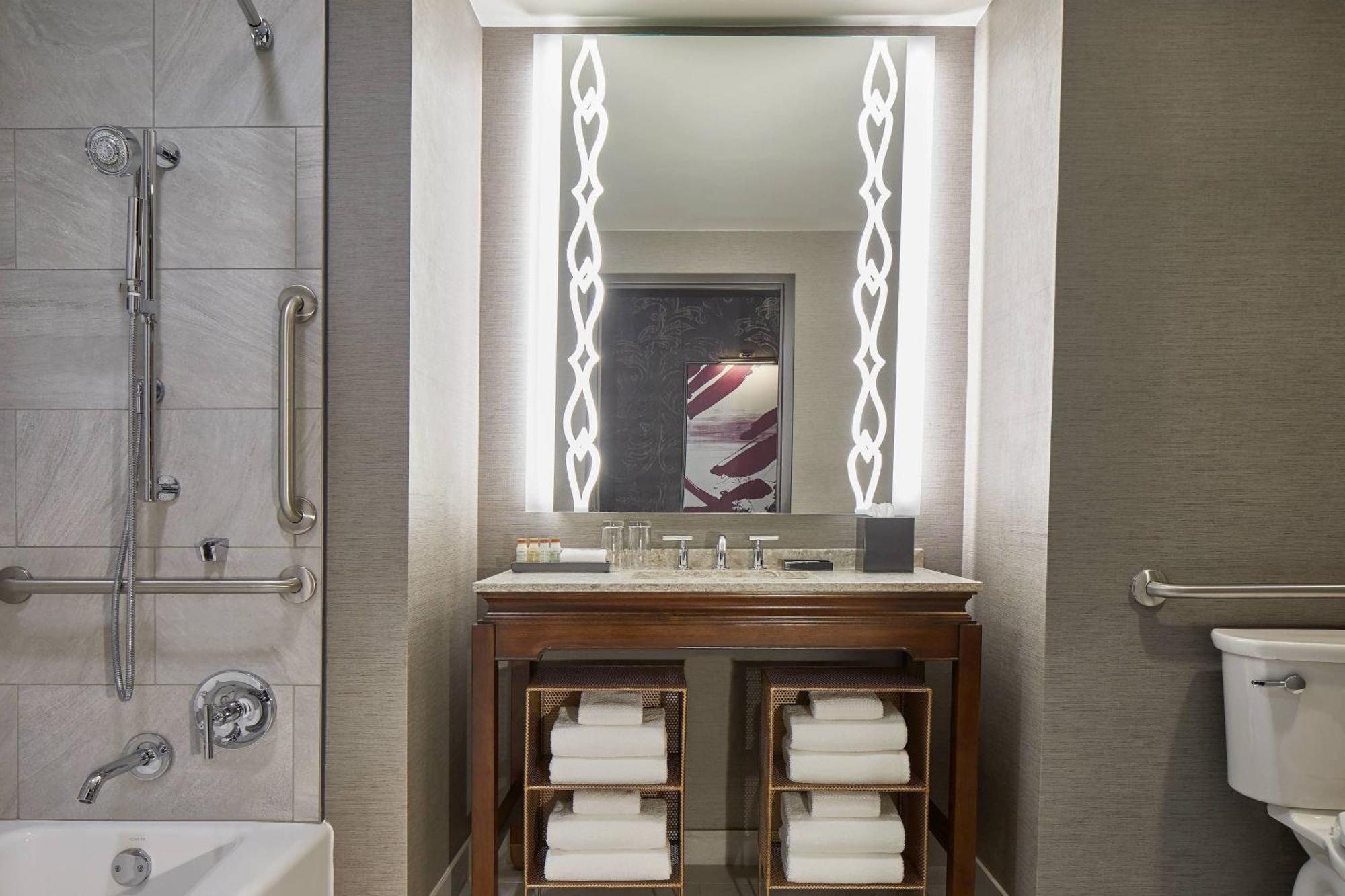 Renaissance Dallas At Plano Legacy West Hotel Buitenkant foto
